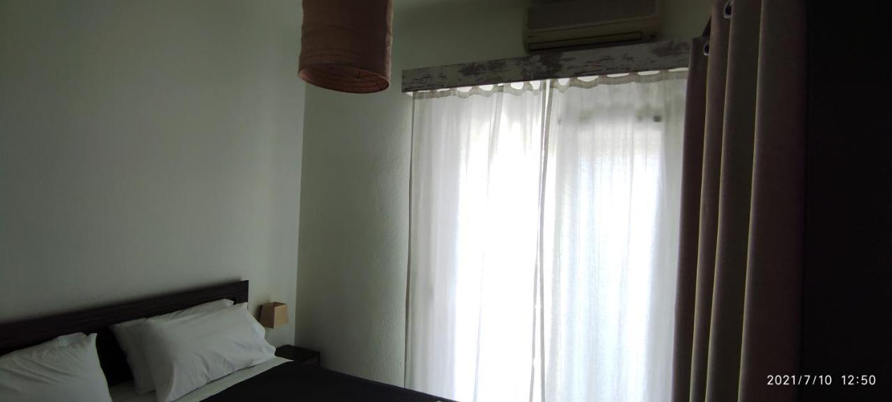 Epavlis Apartment เนอาเปรามอส ภายนอก รูปภาพ