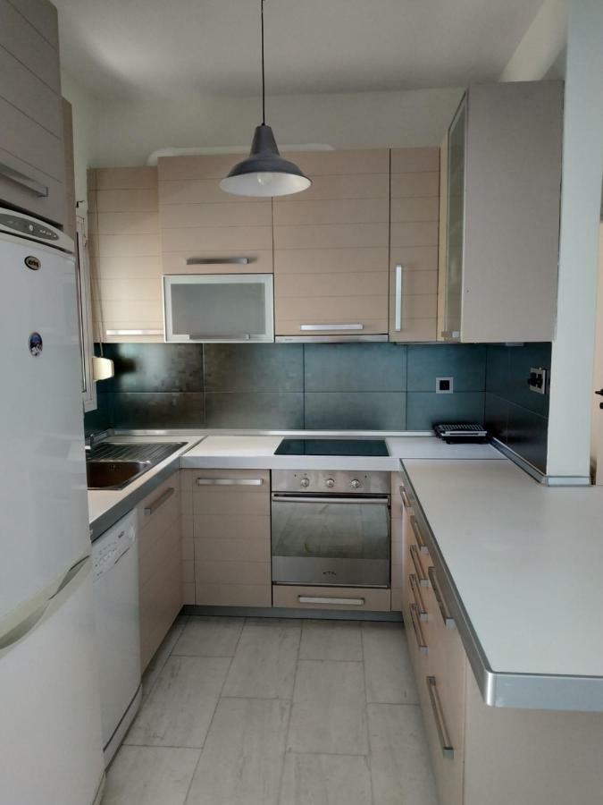 Epavlis Apartment เนอาเปรามอส ภายนอก รูปภาพ