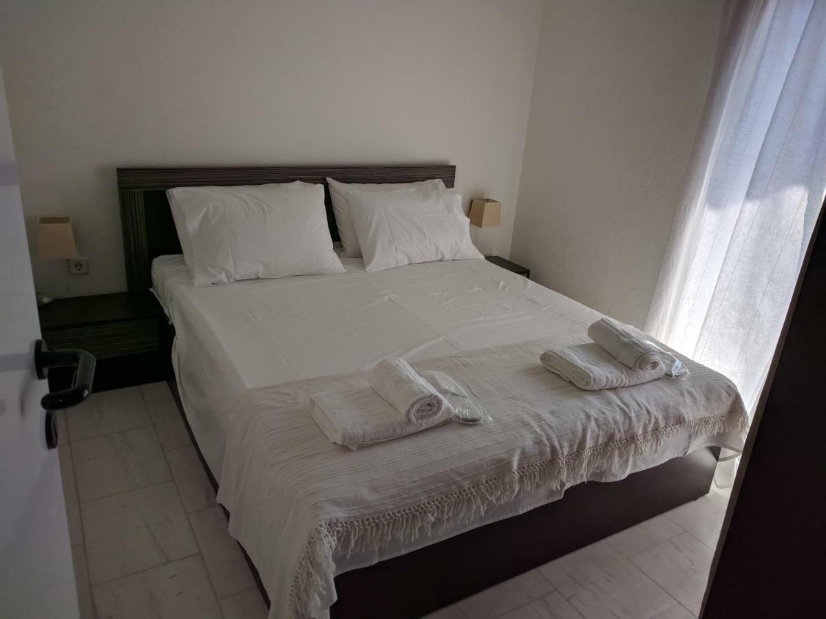 Epavlis Apartment เนอาเปรามอส ภายนอก รูปภาพ