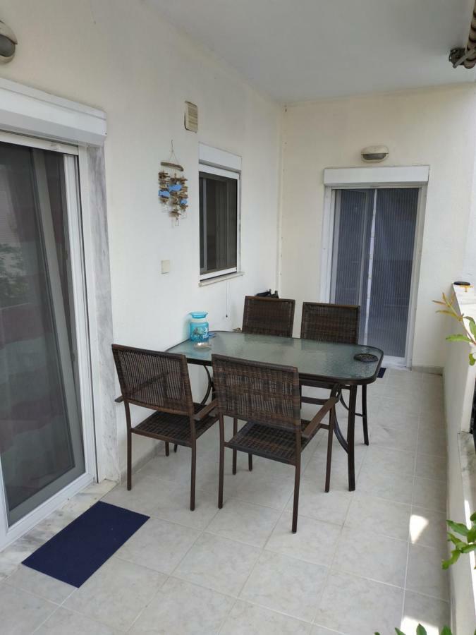 Epavlis Apartment เนอาเปรามอส ภายนอก รูปภาพ